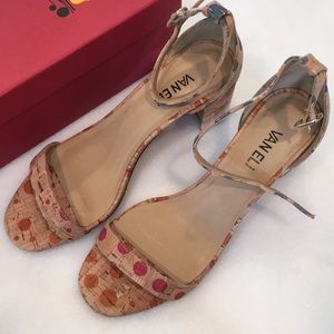 NIB VANELi Lilian Block Heel Sandal